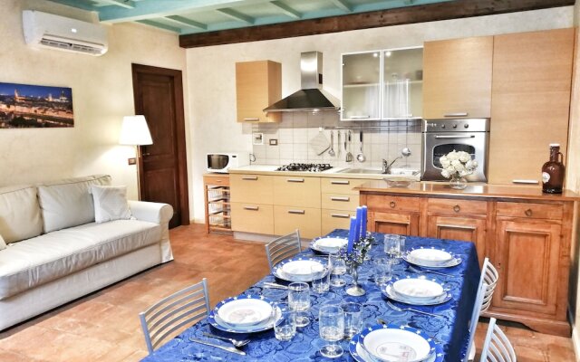 Luna 36 Apartment In Central Florence