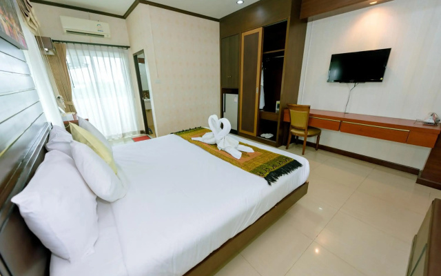 Bander Hotel