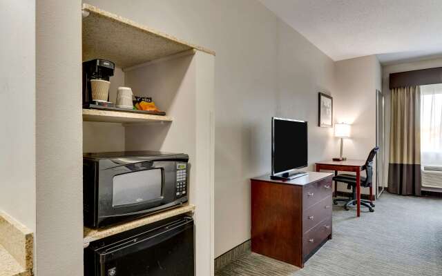 Best Western Plus University Inn & Suites