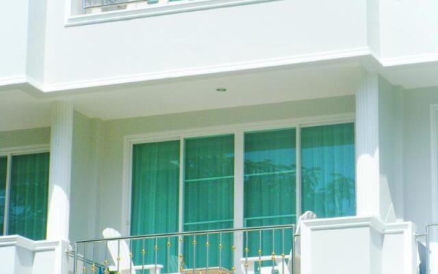 The Mareeya Place