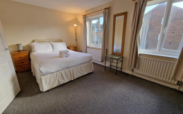 Town or Country - Jessie Terrace House B