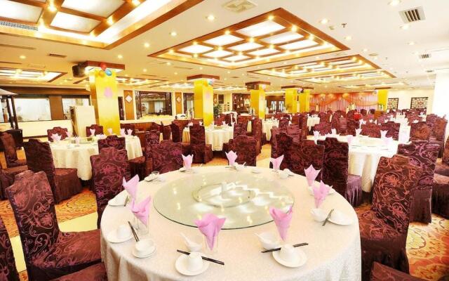 Sovereign Hotel