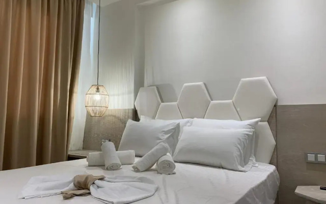 Amalia Deluxe Villas