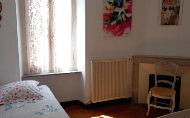 La Languedocienne appartement climatisé centre ville wifi inclus