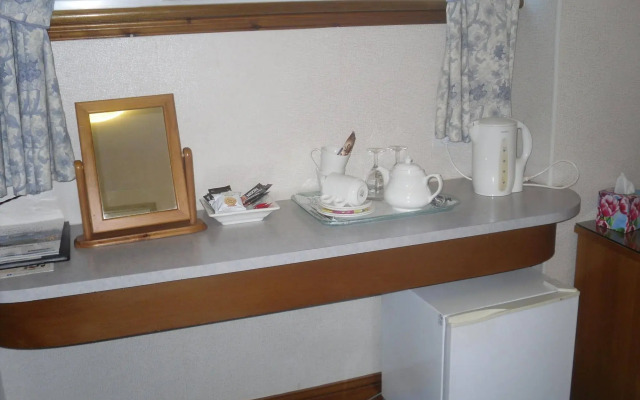 Acer Lodge Guest House