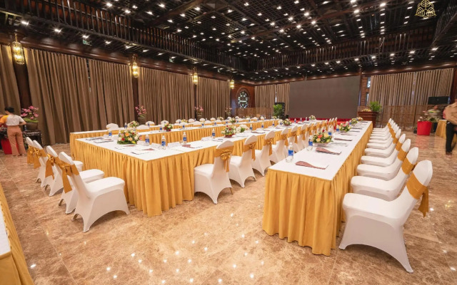 Tam Chuc Complex