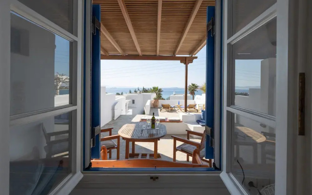 Beach House With Seaview
