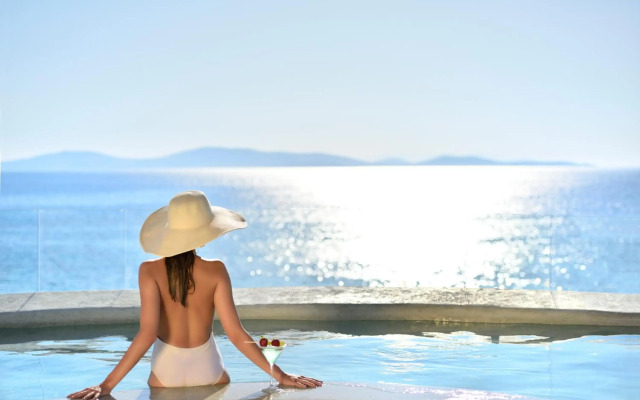 Anax Resort & Spa