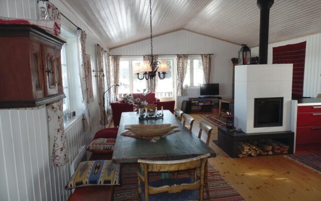 Nice Home in Kvam With 4 Bedrooms and Wifi