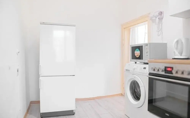 Ideal Group Stay 2 Apartments With WiFi