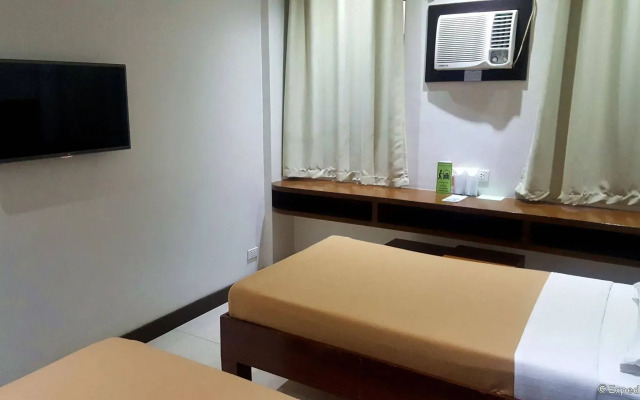 ZEN Rooms West Makati Hotel