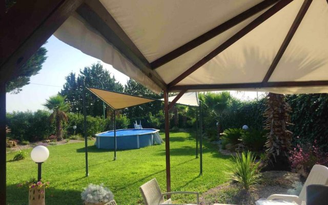 Villa With 3 Bedrooms in Partanna, With Shared Pool, Enclosed Garden and Wifi - 18 km From the Beach