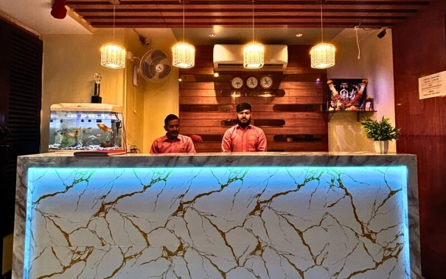 Hotel Ashraya International