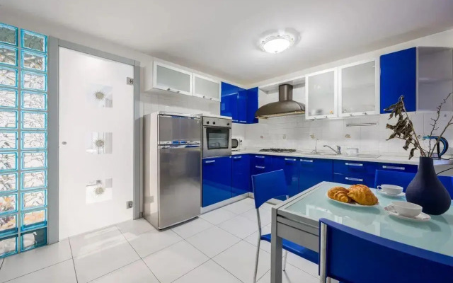 Апартаменты Spb2Day на набережной реки Фонтанки 25