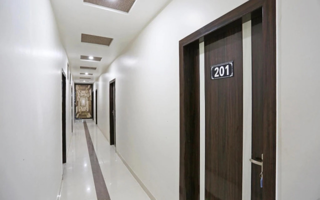 Hotel Mohan by OYO Rooms