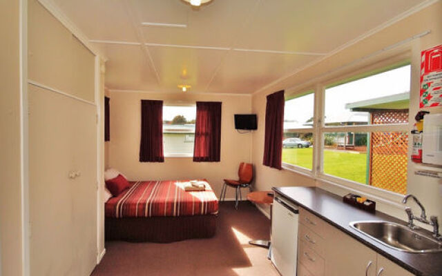 Omokoroa Kiwi Holiday Park