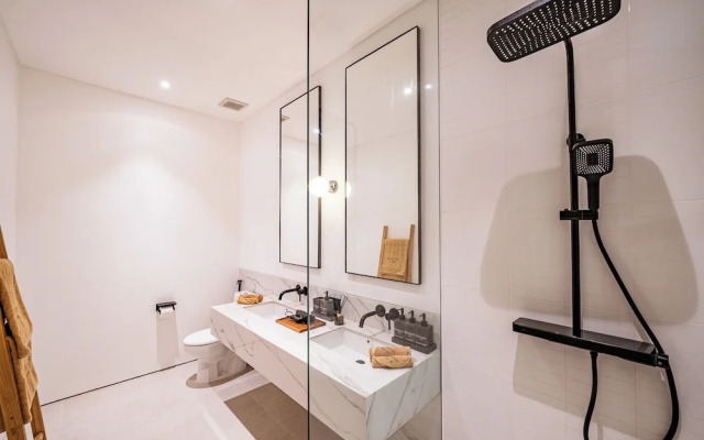 Elements A4 Villa Bingin