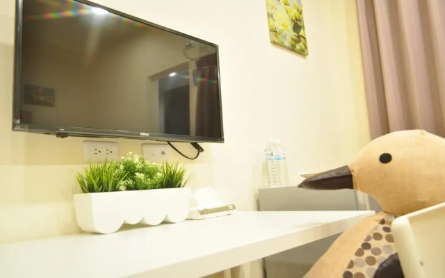 Taichung Fly-inn Hostel