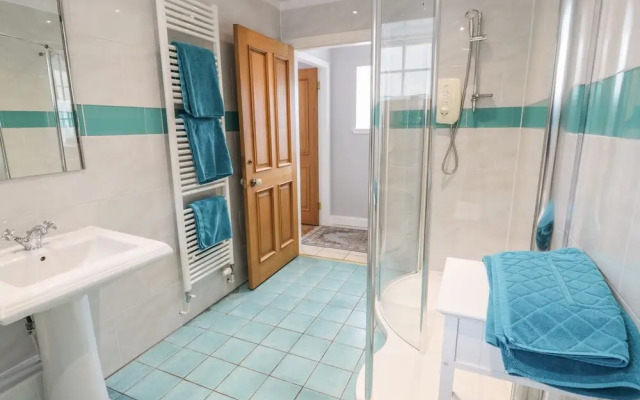 Bracken Holiday Cottage