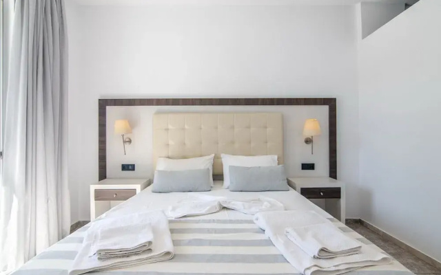Mythos apartments
