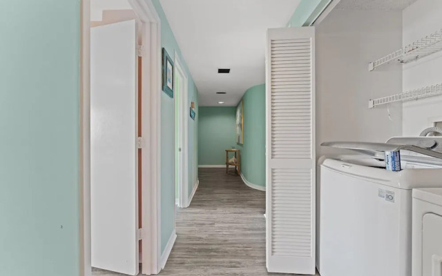 Shipwatch Riverside E1005