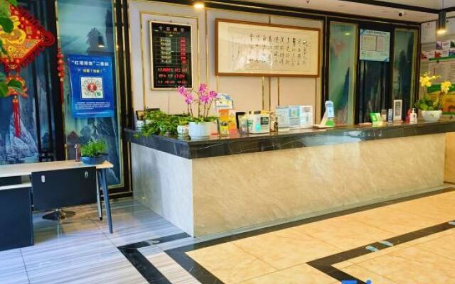 Yuxi Yuhu Hotel