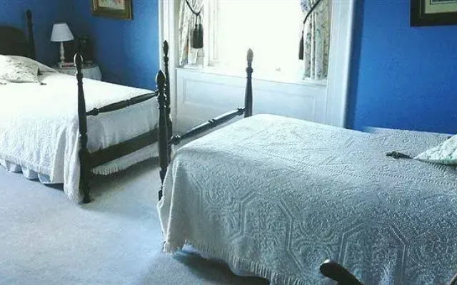 B&B Homeport Historic c1858