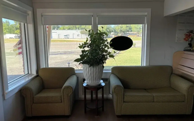 Budget Inn