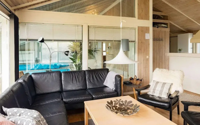 10 Person Holiday Home in Hjorring-by Traum