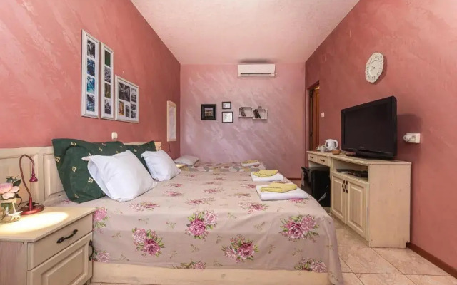 Semeen hotel i restorant Rajski zaliv