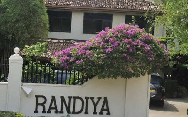Hotel Randiya