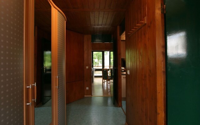 Wooden chalet with oven, in Oberharz near a lake