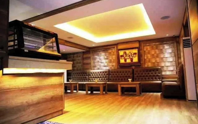 Royal Continental Hotels and Apartment