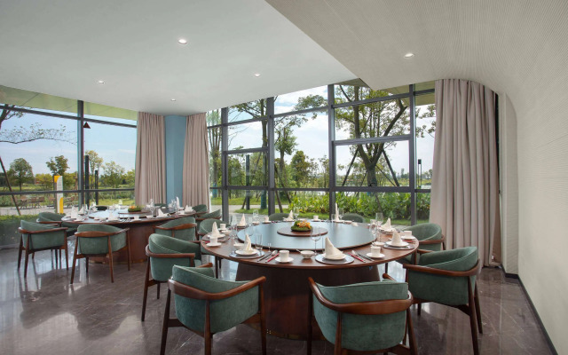 Days Hotel by Wyndham Qionglai Yangan New Town