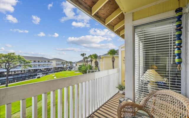 Sandpiper Cove 2041 1 Bedroom Condo by RedAwning