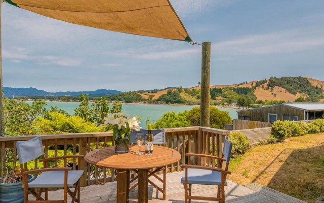 Seaview Serenity- Whitianga Holiday Home