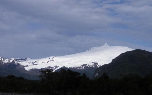 Alto Melimoyu Hotel & Patagonia