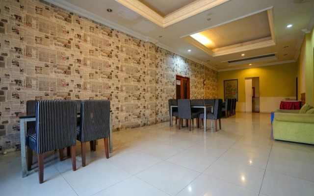 OYO 1273 Hotel Belvena