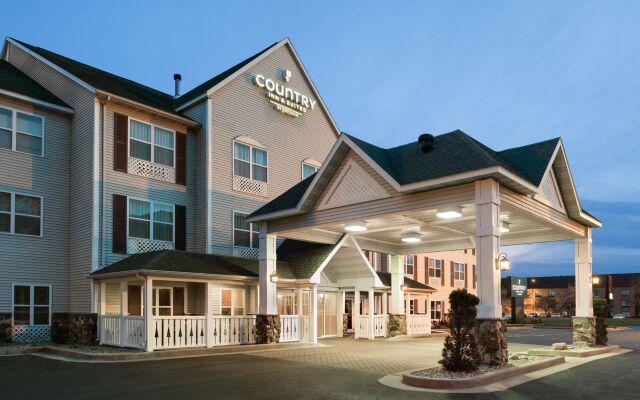 Country Inn & Suites by Radisson, Stevens Point, WI