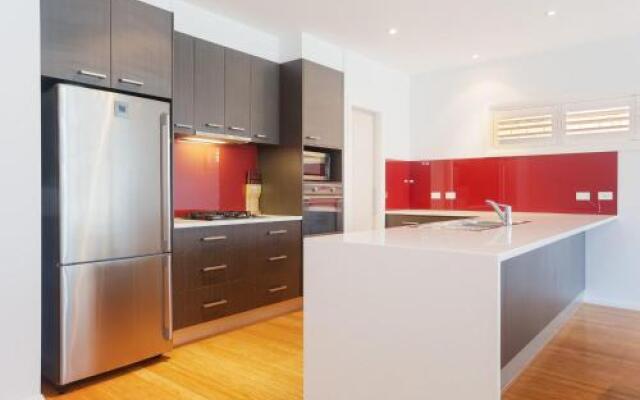 7a Judith Street - stunning duplex with ducted air conditioning