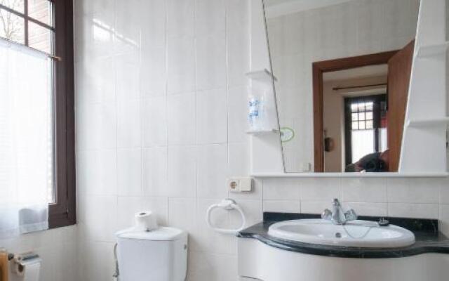 Hostal Ayestaran II