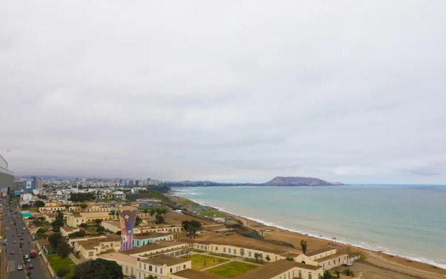 Vistas espectaculares en tranquilo apt