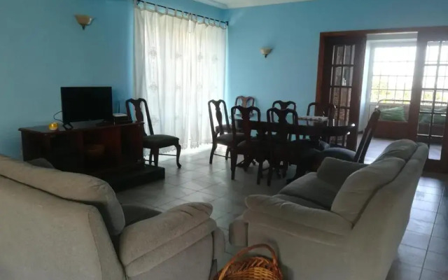 Alojamentos "A Buraca"