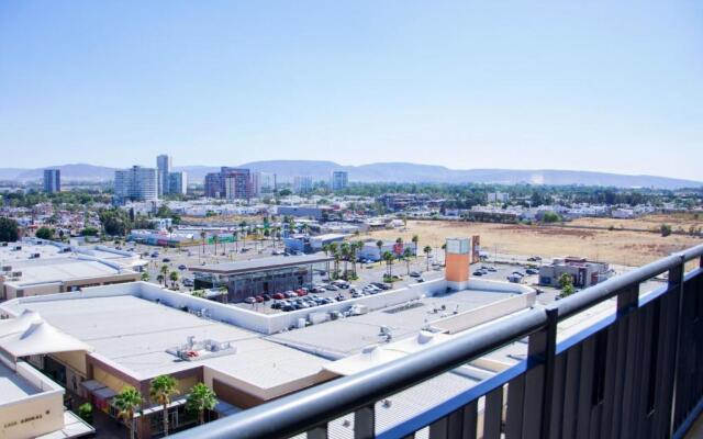 Real View Towers E706 by Casago