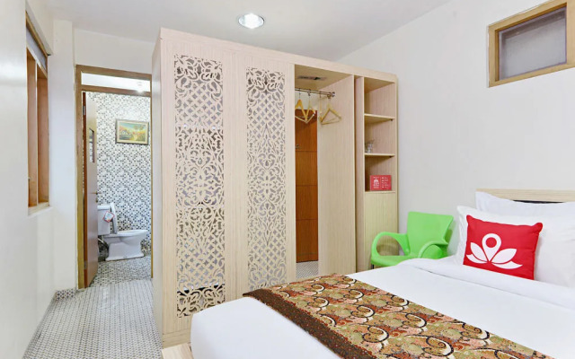 ZEN Rooms Cibogo Pasteur