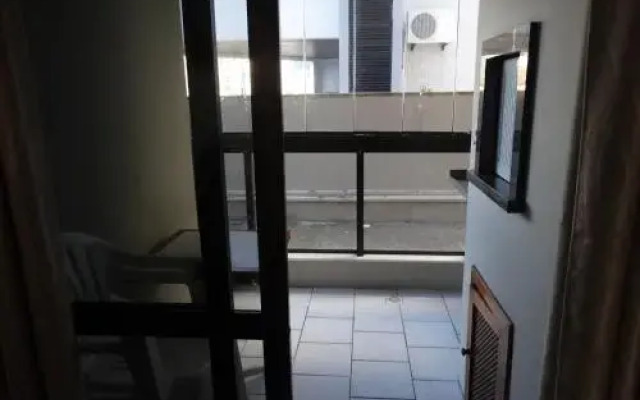 APARTAMENTO BOMBAS avenida principal