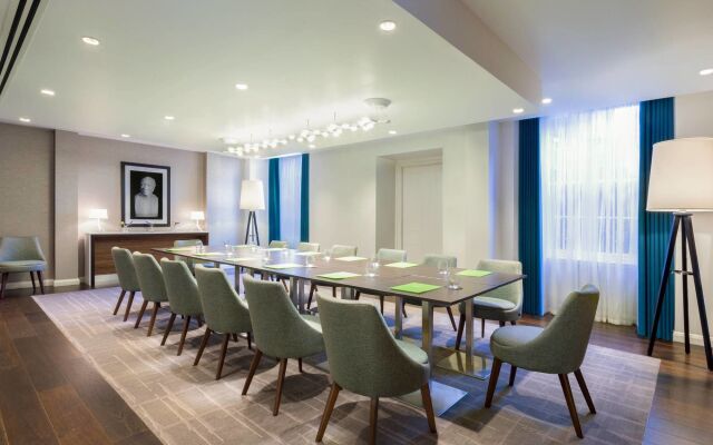 Courtyard by Marriott Edinburgh