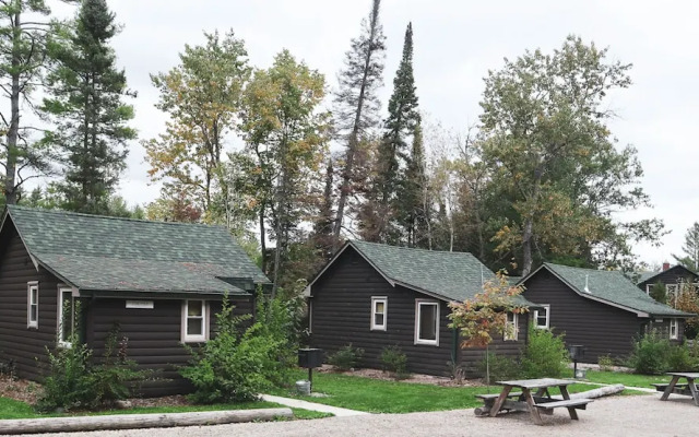 Au Sable Riverview Resort