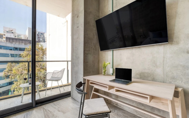 UTOPIC Polanco by ULIV