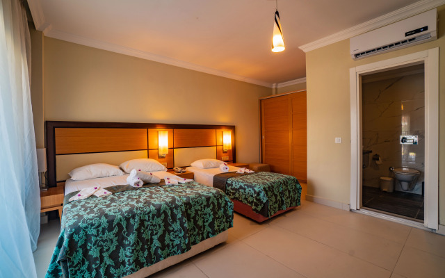 Prenses Sealine Beach Hotel